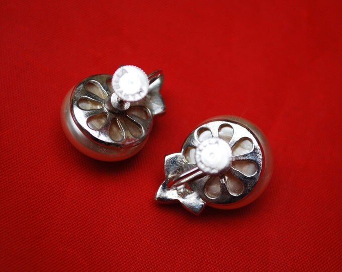 Cream White Pearl rhinestone Earrings - signed Marvella - screw back earring - Wedding bride