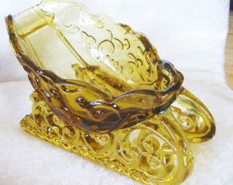 Gorgeous Amber Santa Sleigh Art glass Candy dish centerpiece Very good RARE