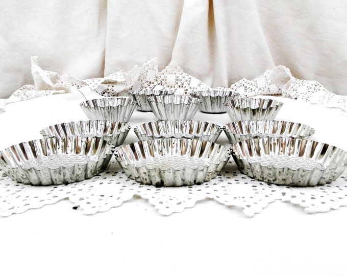 Unused 6 Vintage French Tartlet Metal Pans and 5 Cup Cake Molds, French Country Baking, Retro Kitchen, Rustic French Traditional Baking Unused 6 Vintage French Tartlet Metal Pans and 5 Cup Cake Molds, French Country Baking, Retro Kitchen, Rustic French Traditional Baking