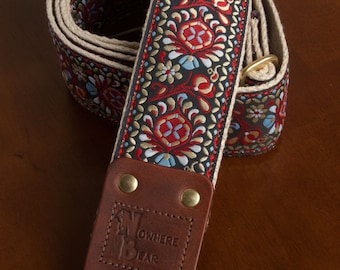 Red/Gold/Black Vintage-styled Guitar Strap