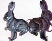Cast Iron GRISWOLD BUNNY MOLD  Rabbit