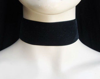 1.5" Extra Wide Gothic Black Velvet Choker Necklace, basic black velvet choker