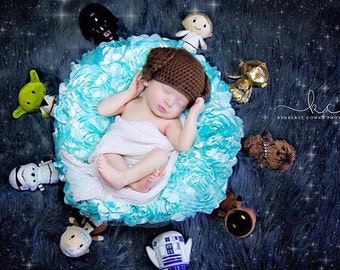 Crochet Newborn Princess Leia Hat/Star Wars Inspired/Newborn Photo Prop/Infant Halloween Costume/Baby Shower Gift/Star Wars Cake Smash