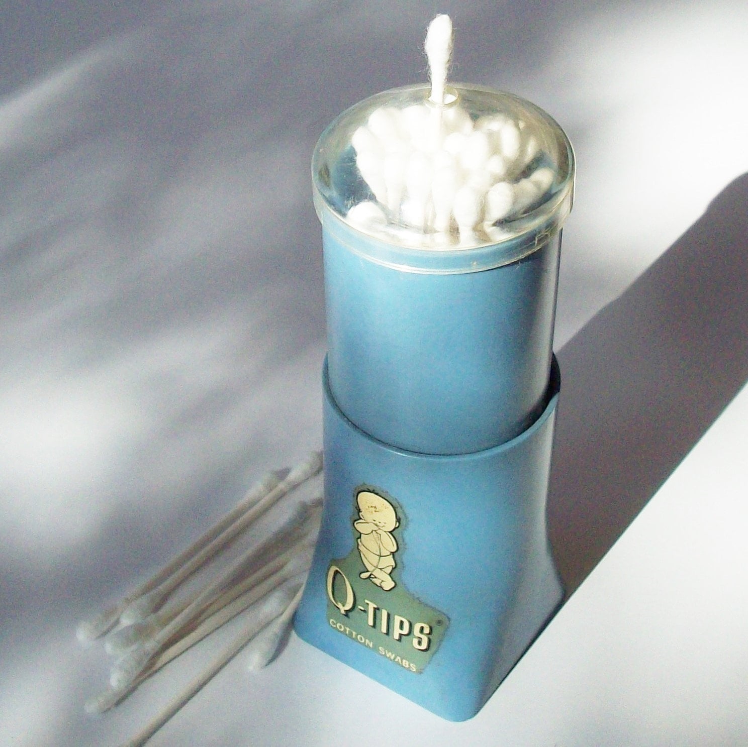 Vintage q tip dispenser bathroom relic early plastic