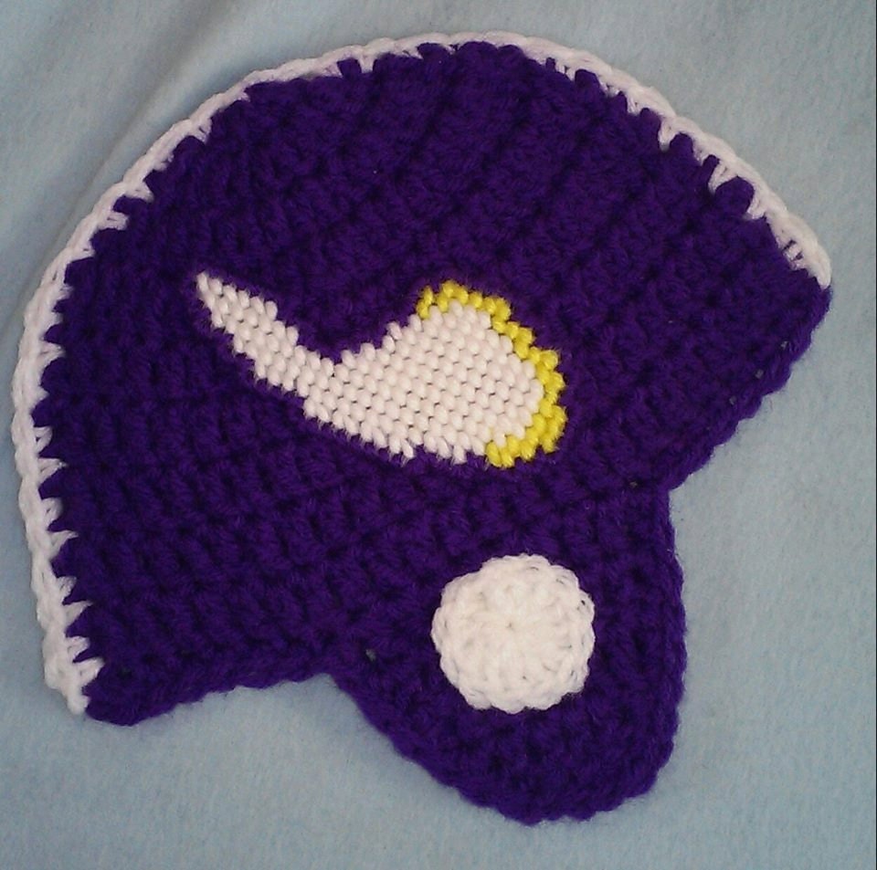 Crochet Vikings Helmet Potholder With Plastic Canvas Vikings