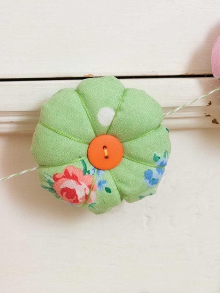 Flower Garland Sewing Pattern Download 803074 by StitchCraftCreate