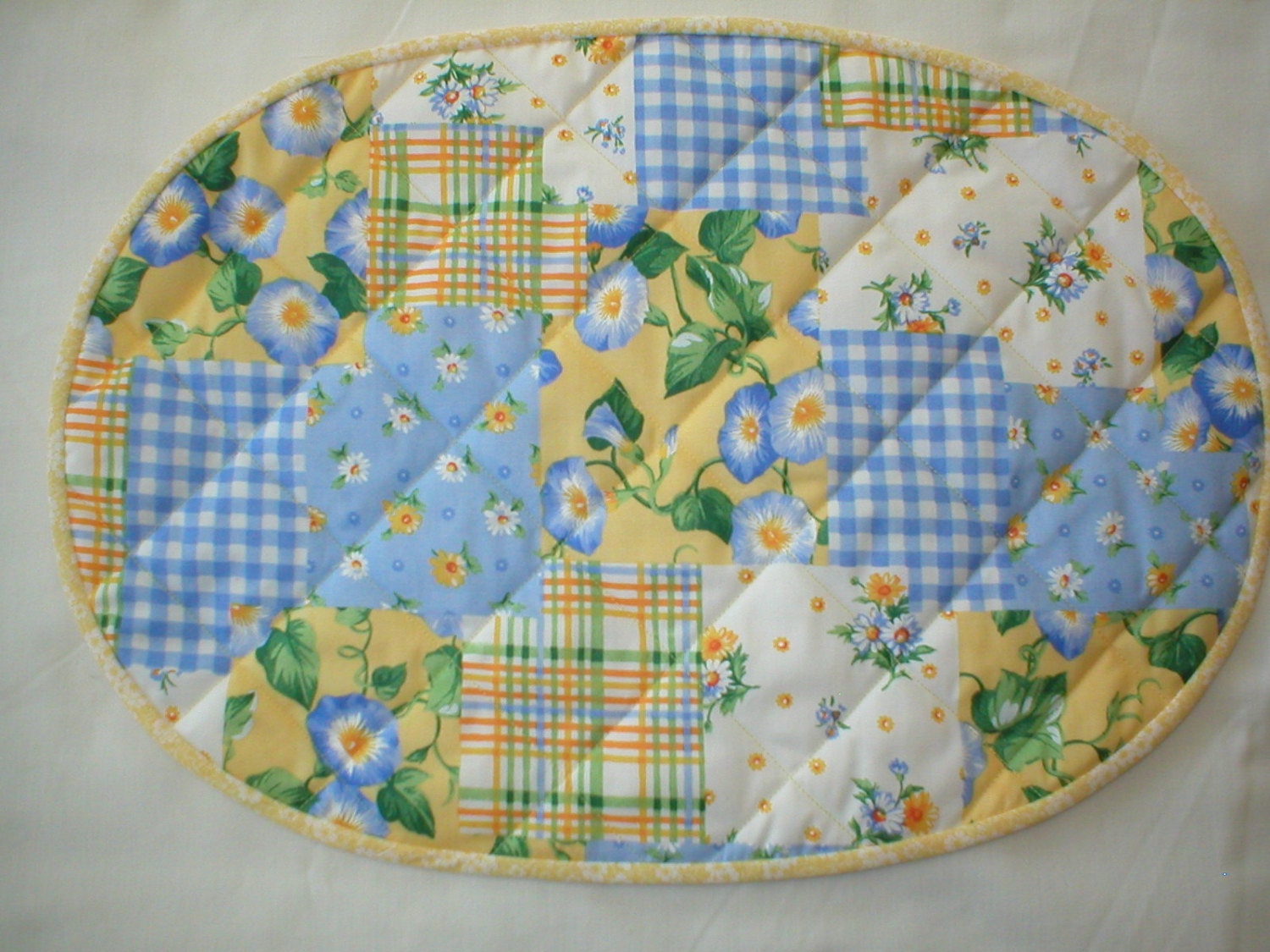 Quilted Oval Placemats Yellow and Blue Set of 4