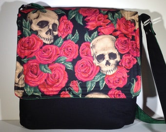 Skulls and Roses, skull cross body purse, skulls shoulder bag, Skulls and roses messenger bag, sling purse, gothic gift, gift for her