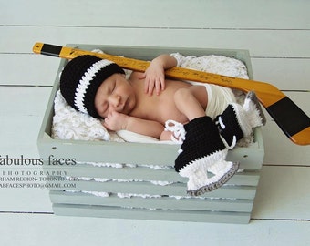 Newborn Hockey Outfit, Newborn Photography Prop, Crochet hockey outfit, hockey skates