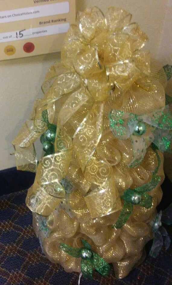 Items similar to Christmas Tree Deco Mesh Lighted Tree Gold Metallic Deco Mesh Christmas Tree