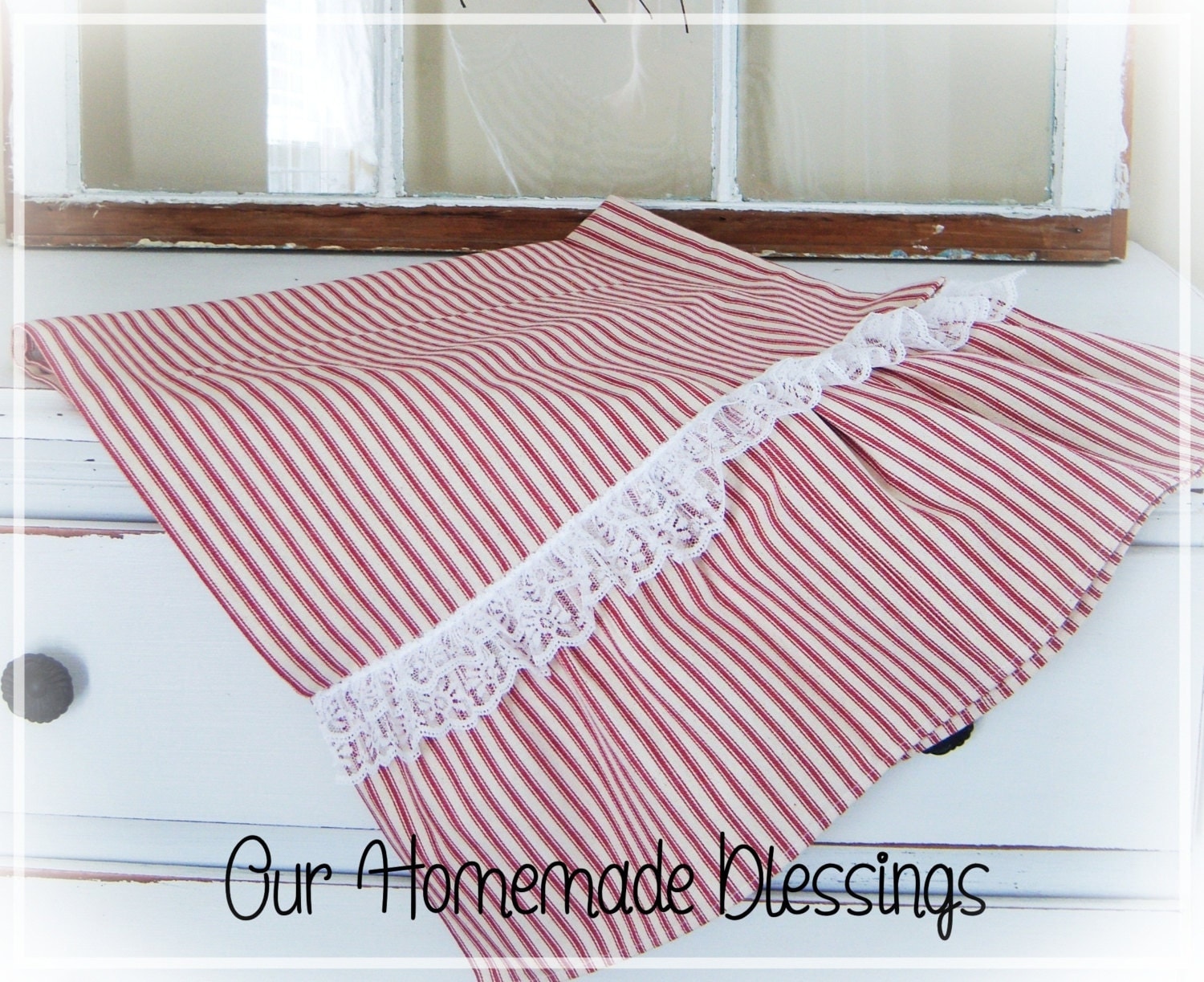 Table Runner Rustic Farmhouse Primitive French Country Red