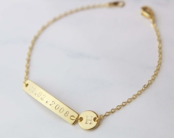 Customized Date Bracelet / Personalized Name Bar Bracelet with Initial Disc / Custom Jewelry Monogram Hand Stamped Bracelet