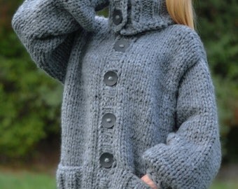 HAND KNITTED SWEATERS and UNIQUE CRAFTED DESIGNS by Dukyana