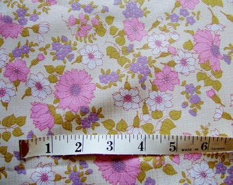 1970s Vintage Floral Dress Fabric Piece - Pink Flowers on Cream Background 49" x 24"