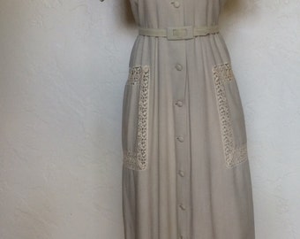 Vintage 1940's Pale Gray Linen & Lace Day Dress M