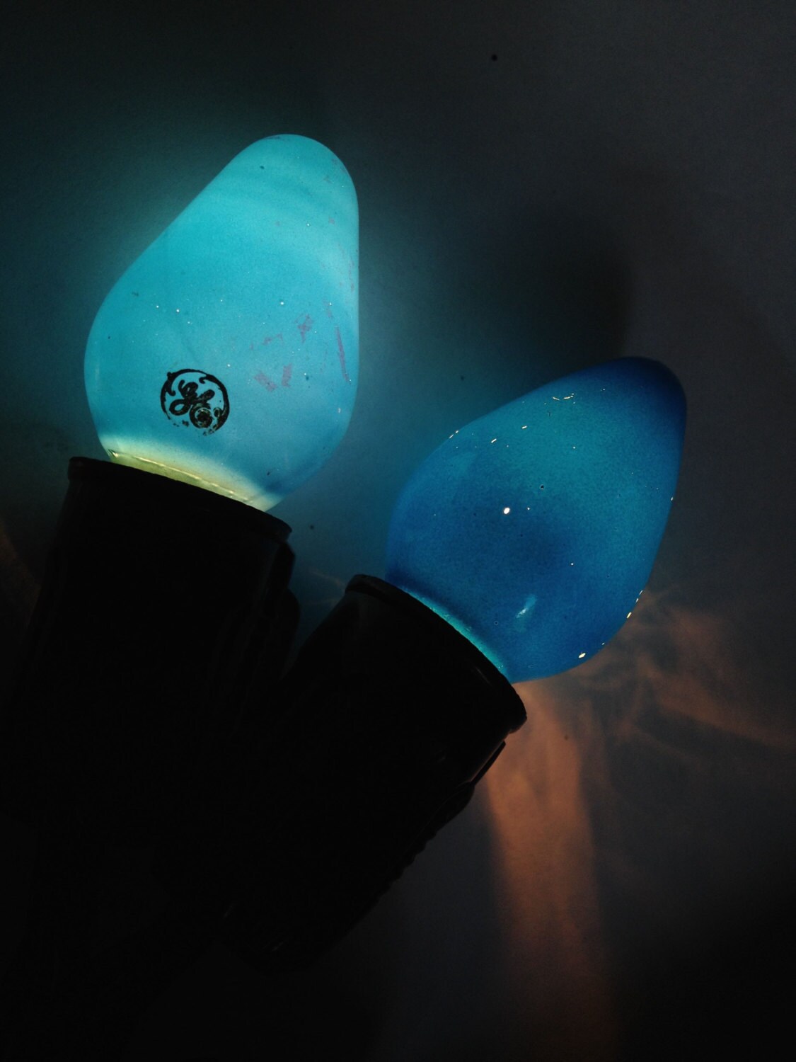 Vintage Christmas Lights Blue Glass Bulbs 7 Socket Clip On