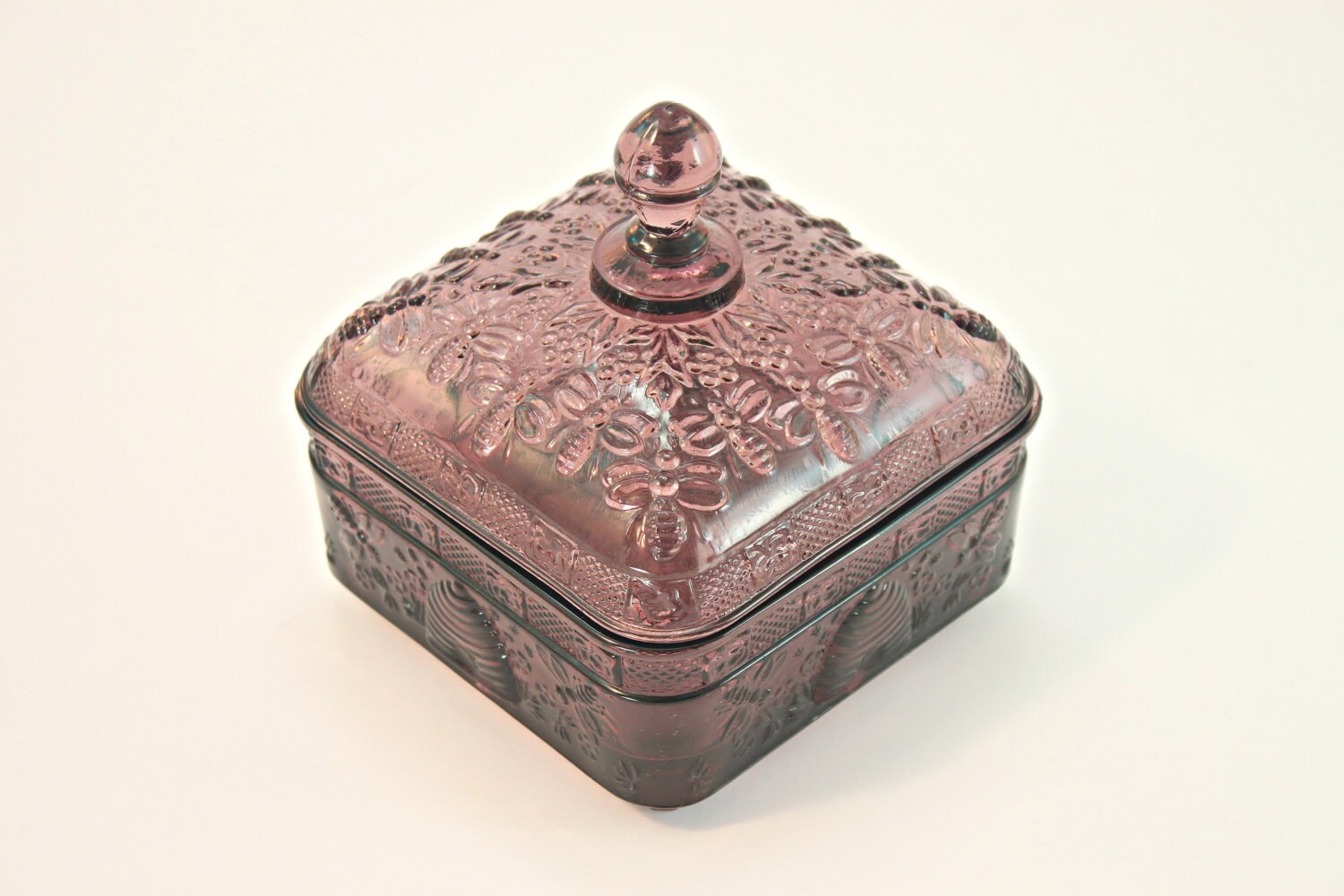 Honey Bee Candy Dish Tiara Amethyst Honey Bee Lidded Dish