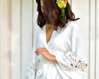 Bridal Robe, Lace Guipure Insert, Ivory Lace Robe - Code: P134
