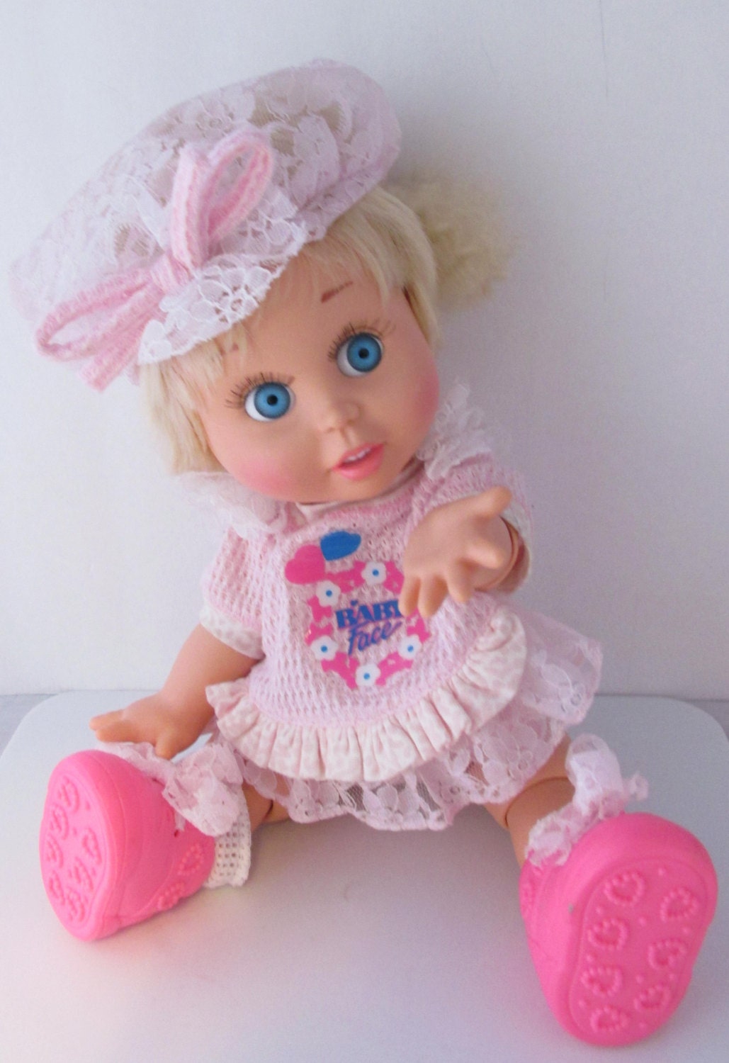 Baby Face So Innocent Cynthia Jointed Doll Toy Original Outfit