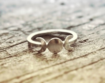 Moon phase Ring, Triple Goddess Ring, Goddess Jewelry, Wicca Ring, Wicca Jewelry, Lunar Phases, Crescent Moon Ring, Full Moon, Boho Ring