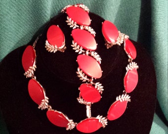 Vintage three piece jewelry set