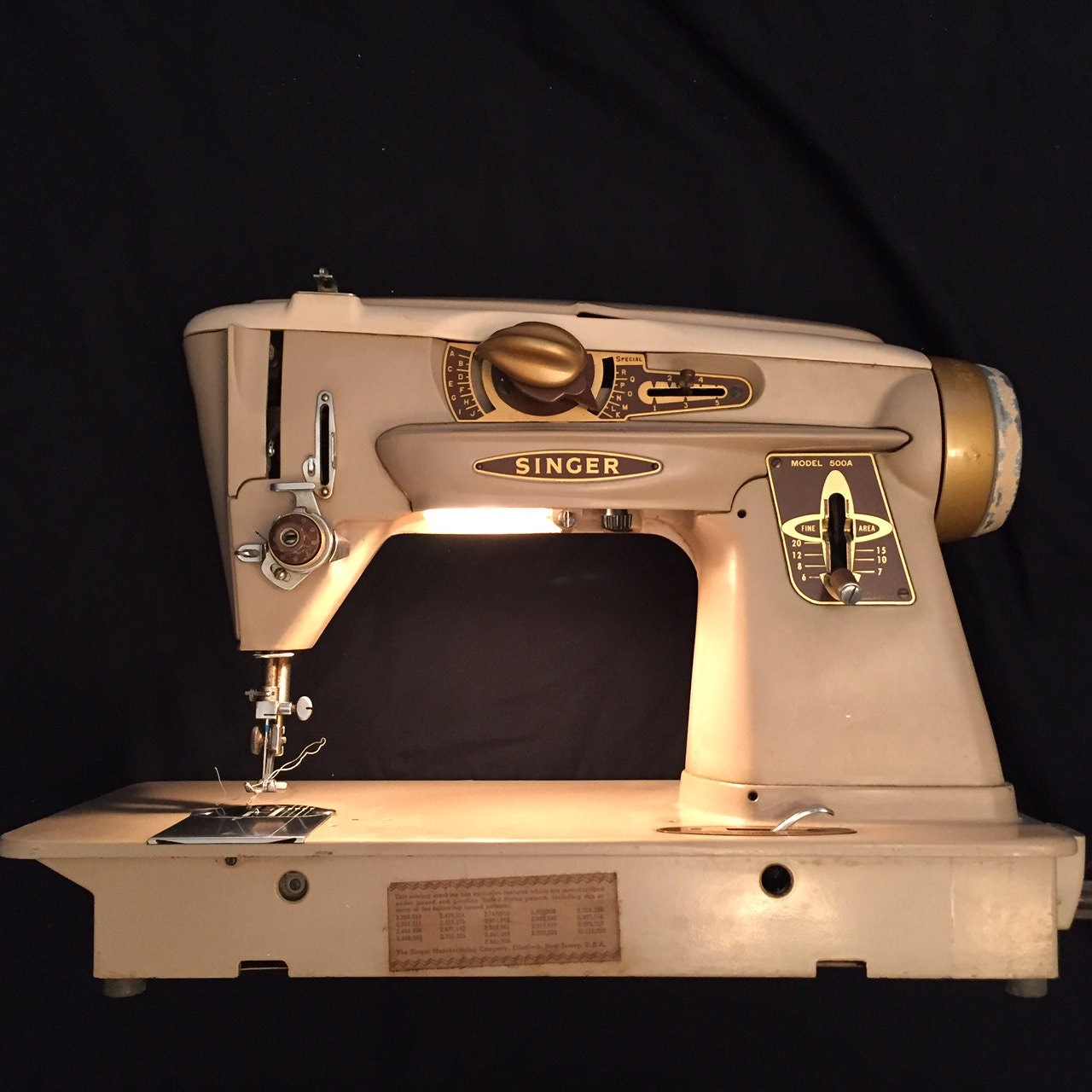 SINGER 500A ROCKETEER Slant-O-Matic Sewing Machine Heavy Duty