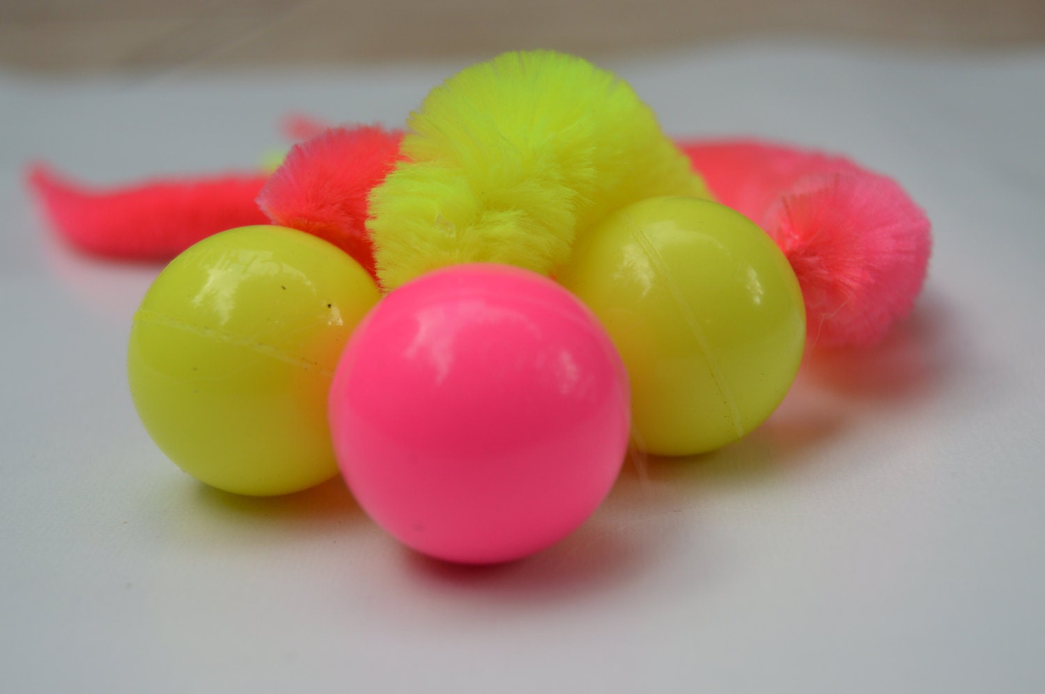 Bouncy ball cat toy catnip infused wiggly tail Set of 3