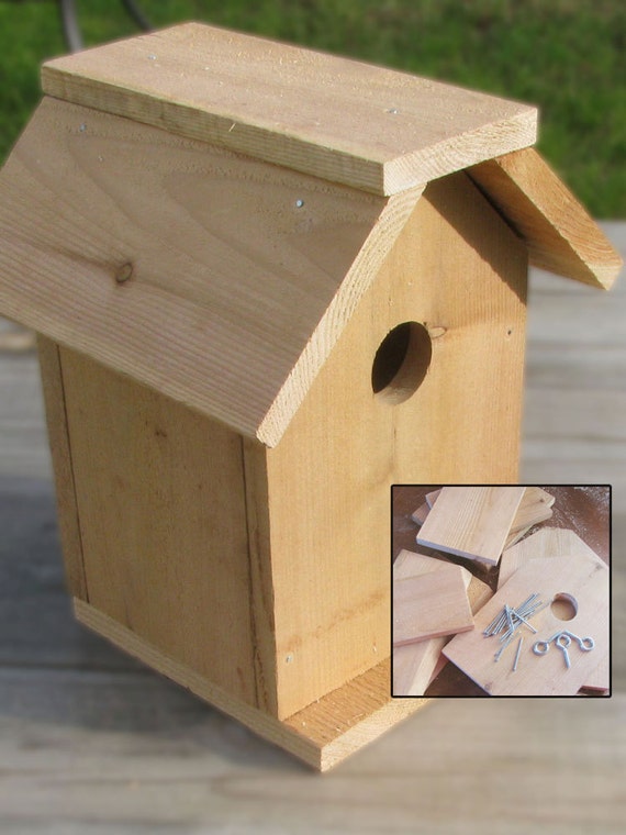 Birdhouse Kit. Cedar Wood Bird House Kit. Wren Bird House.