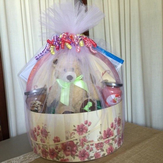Gift Basket Grandma's Treasure Chest by RubysGiftsToGo on Etsy