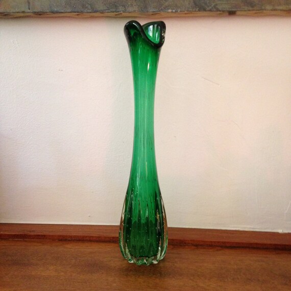 Mid Century Viking Art Glass Green Swung Stretch Vase Large 9466