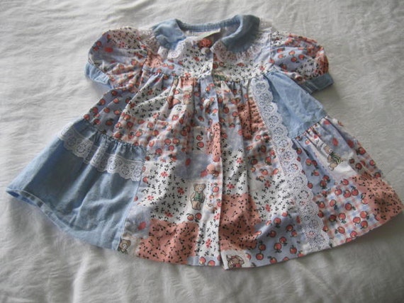Items similar to Vintage Little Girl's Puff Sleeve Dress size 18 Months ...