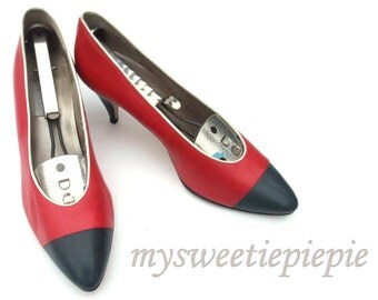 Vintage 80s Shoes Red White Blue Leather High Heel Pumps Patriotic Racing Stripe Pointy Toe Colorblock 1980s Spike Heel Shoes size 7 1/2