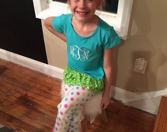Monogram girls Spring outfit. Monogrammed Easter girls outfit, Spring outfit, Girls clothing, monogram gift