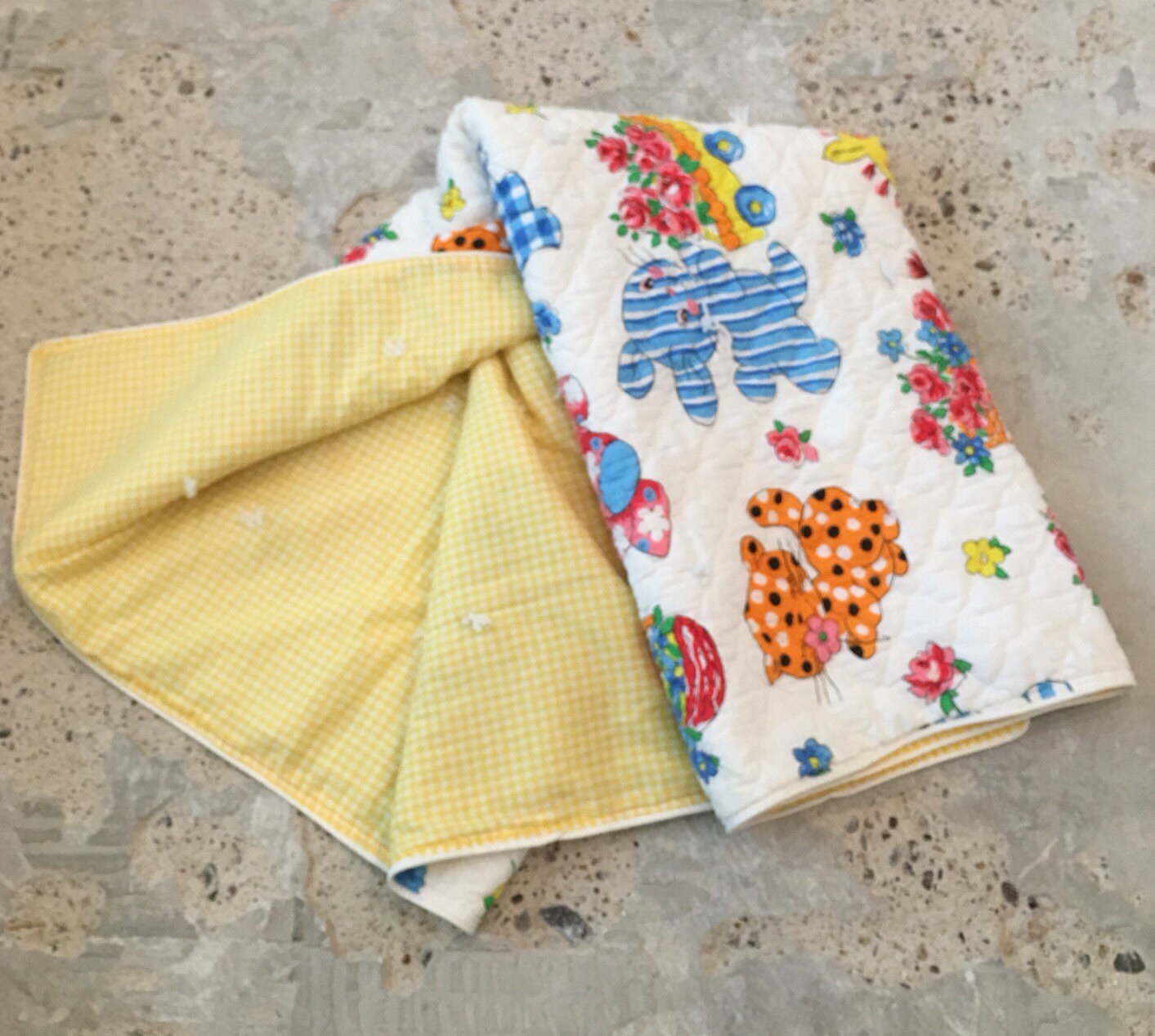 1970s Vintage Baby Blanket Baby Quilt Kids Room Retro