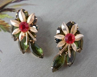 JULIANA Green Rhinestone Clip On Earrings w/ Gold Metal Flower Embellishments NBO13