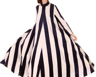 Vuokko Designer Iconic Tent Dress Vintage 1970s Navy Blue White Huge Stripes Size 40 S M