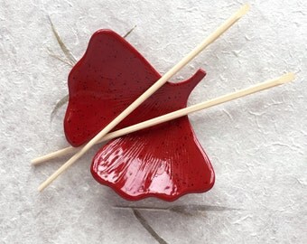 Ginkgo Leaf Ceramic Dish, Spring, catchall, jewelry, ring holder, decor, soap dish, candle holder, teabag holder, spoonrest.