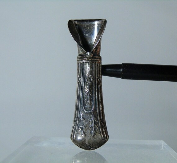 Vintage REO Sterling Silver Lapel Pin Brooch Bud Vase Flower