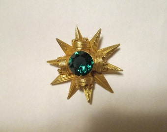 Vintage Goldtone STARBURST BROOCH/Pin With Emerald Green Stone signed by Benedikt NY