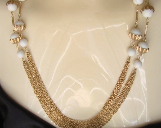 80s White Lucite Multi Chain Flapper Length Necklace / Vintage Jewelry / Jewellery