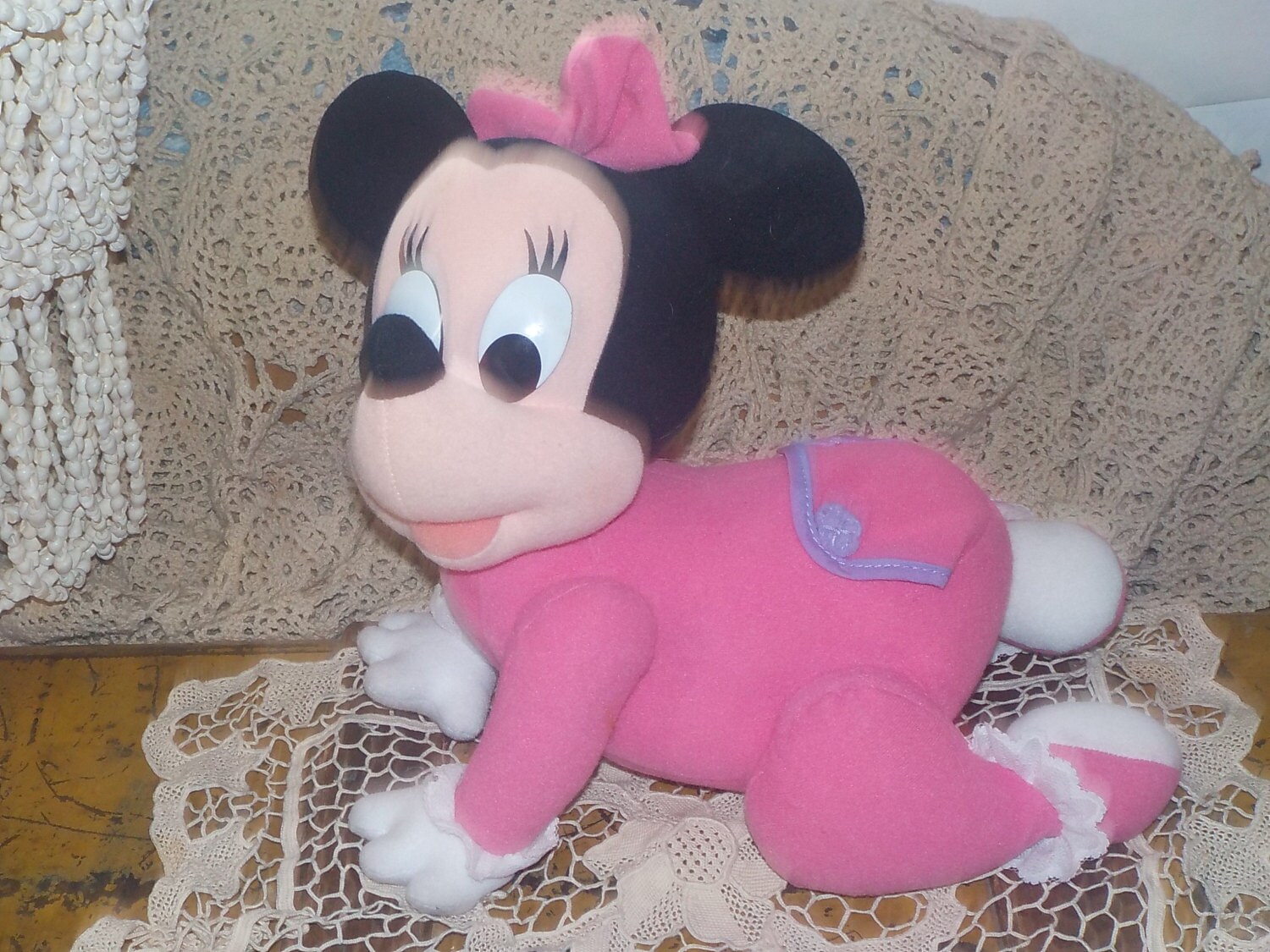 crawling minnie mouse doll