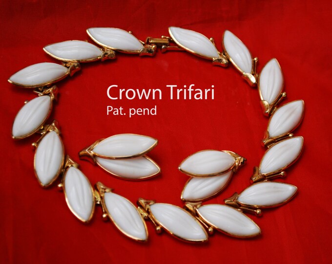 Crown Trifari Necklace and Earrings set - White Gold - Pat Pend -White lucite - Mid Century