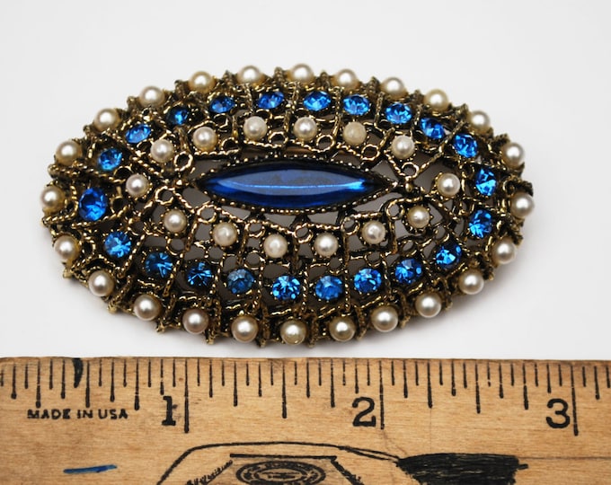 Oval Dome Bar Brooch - Blue rhinestone - white pearls and gold tone - Victorian Revival pin