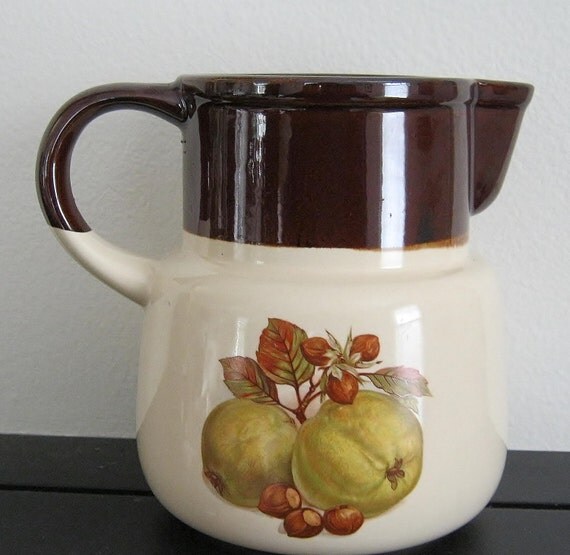 McCoy USA Pottery Brown and Cream Buttermilk Pitcher 432 Pear