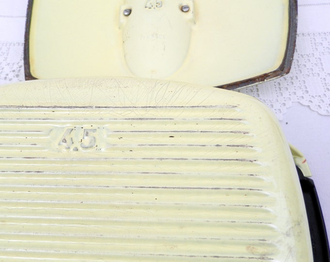 Vintage French Designer Bright Yellow Enameled Cast Iron Le Creuset 4.5 Cooking Pan / Pot and Lid Designed by Raymond Loewy in 1958, Kitchen Vintage French Designer Bright Yellow Enameled Cast Iron Le Creuset 4.5 Cooking Pan / Pot and Lid Designed by Raymond Loewy in 1958, Kitchen