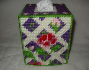 Roses and Rosebuds Tissue Box Cover Plastic Canvas Needlepoint