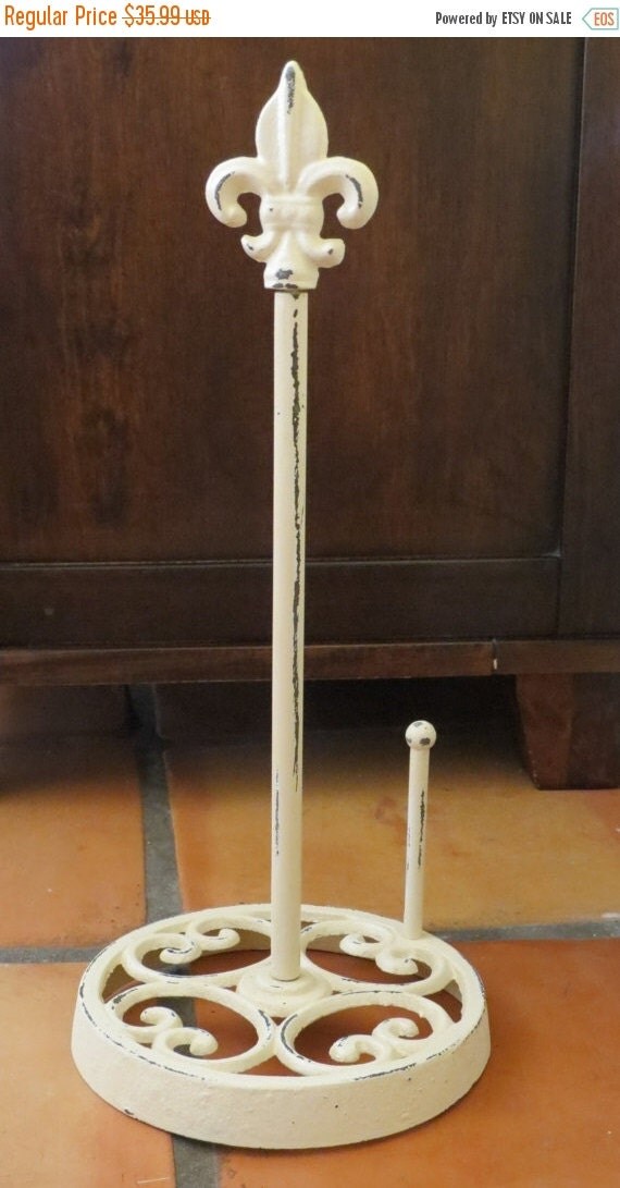 ON SALE TODAY Paper Towel Holder / Fleur de by VeritasInspired