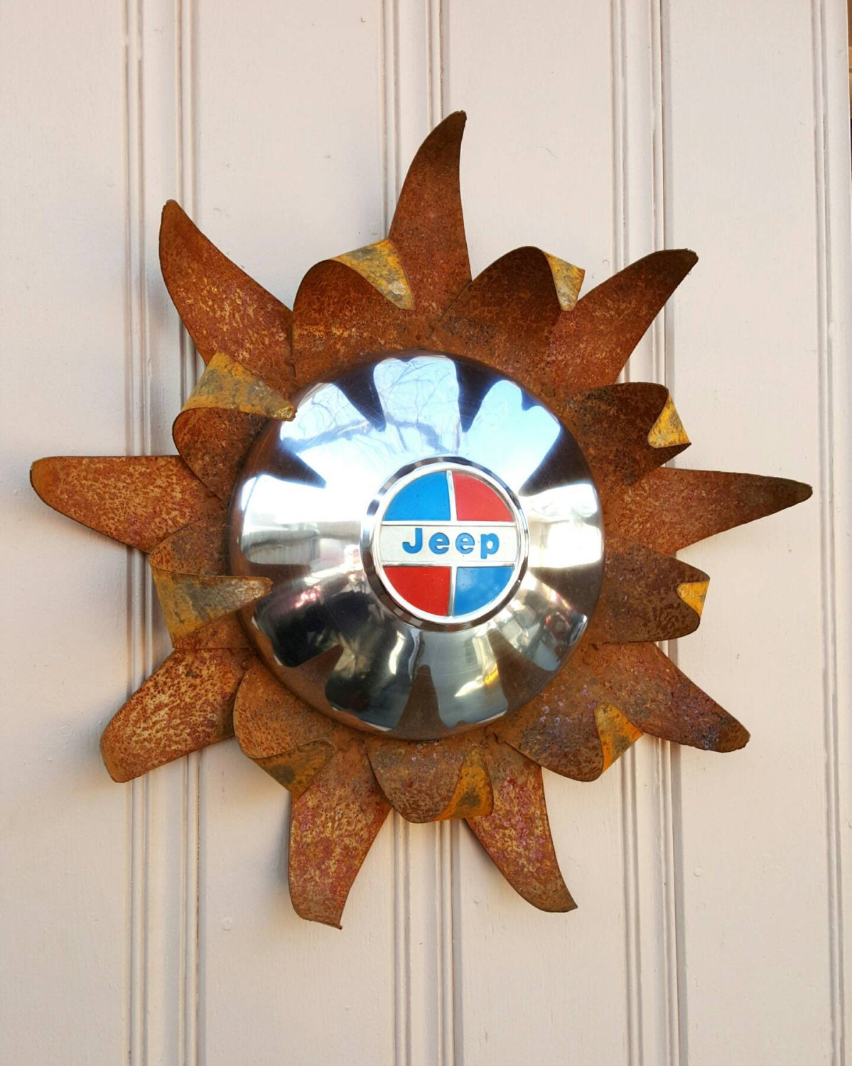 Jeep hubcap sunflower or sun rusted metal wall by MyRustedRoots