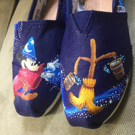 Mickey Sorcerer's Apprentice Toms. disney by ButterMakesMeHappy