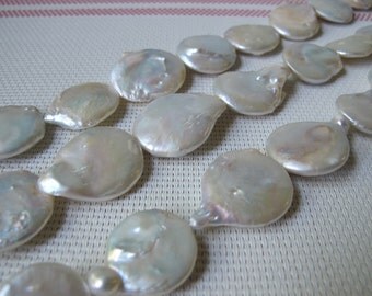 20-25mm Natural Creamy White Freshwater Coin Pearl PL7